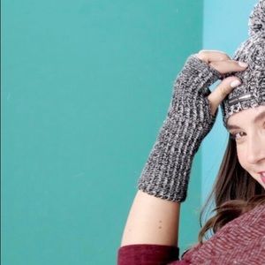 REBECCA MINKOFF MARLED KNIT ARM WARMERS FINGERLESS GLOVES BLACK NWOT